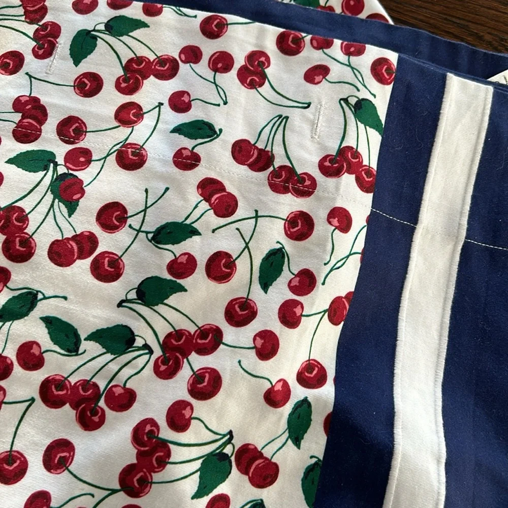 NWOT Anthropologie Cherry 🍒 Print Shower Curtain Z285